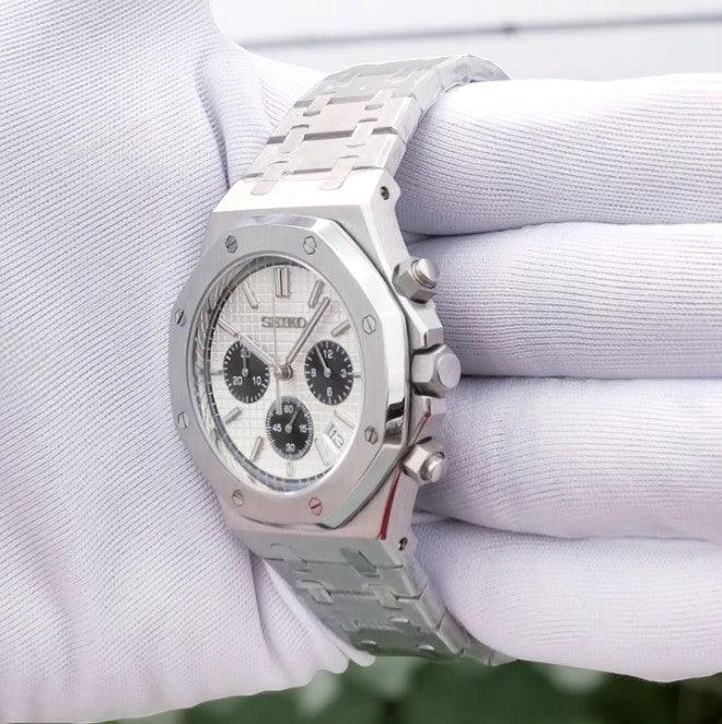 Royal Seikoak Panda Chrono